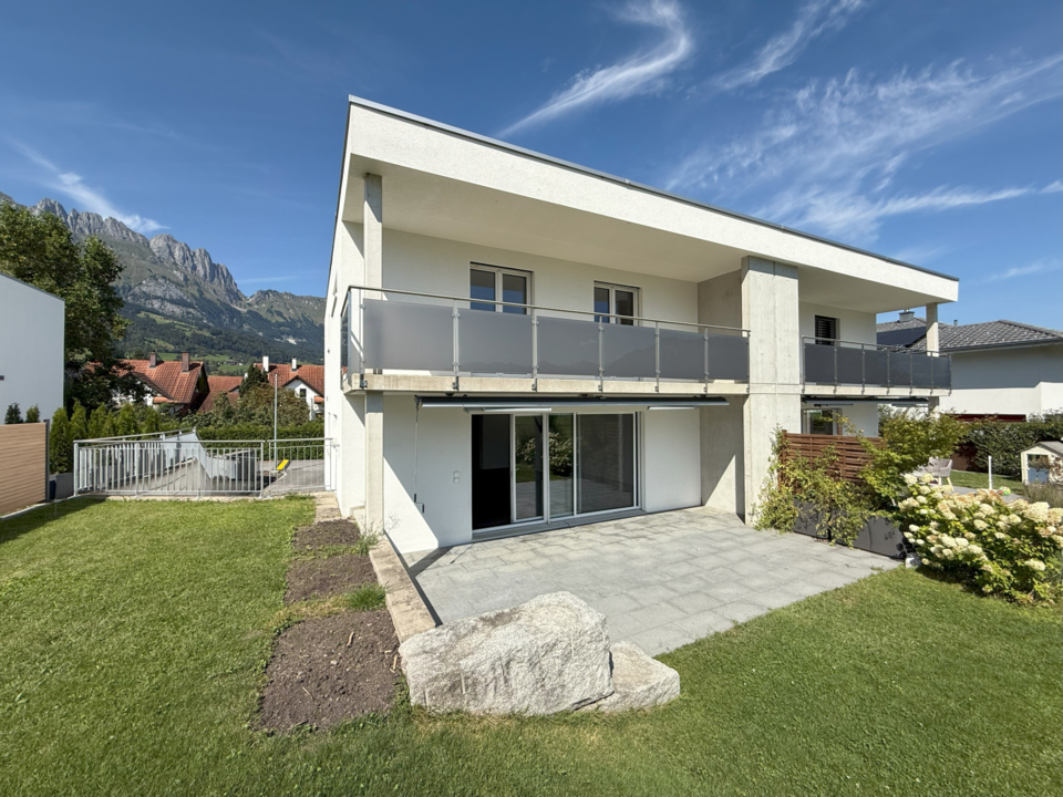 5.5 Zimmer-Doppelhaushälfte, CH-9473 Gams