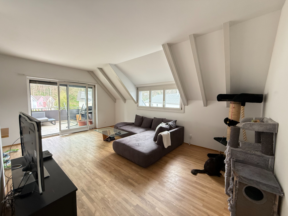 4.5 Zimmer-Dachgeschosswohnung, 9487 Gamprin-Bendern