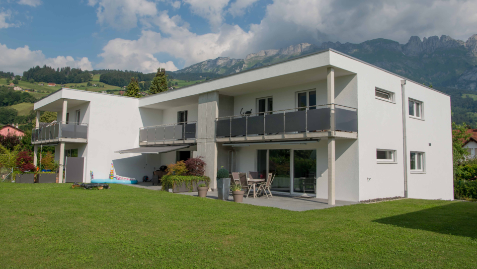 6.5 Zimmer-Reiheneckhaus, CH-9473 Gams