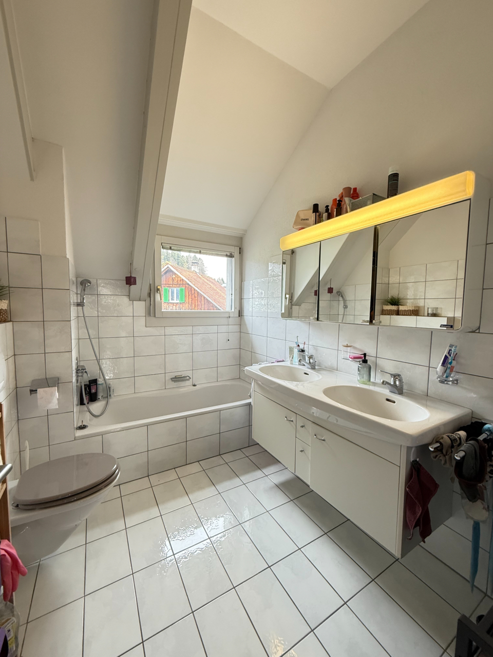 4.5 Zimmer-Dachgeschosswohnung, 9487 Gamprin-Bendern